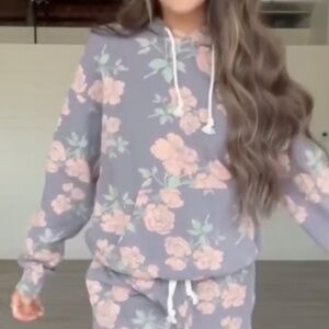 Cutest Floral Hoodie!